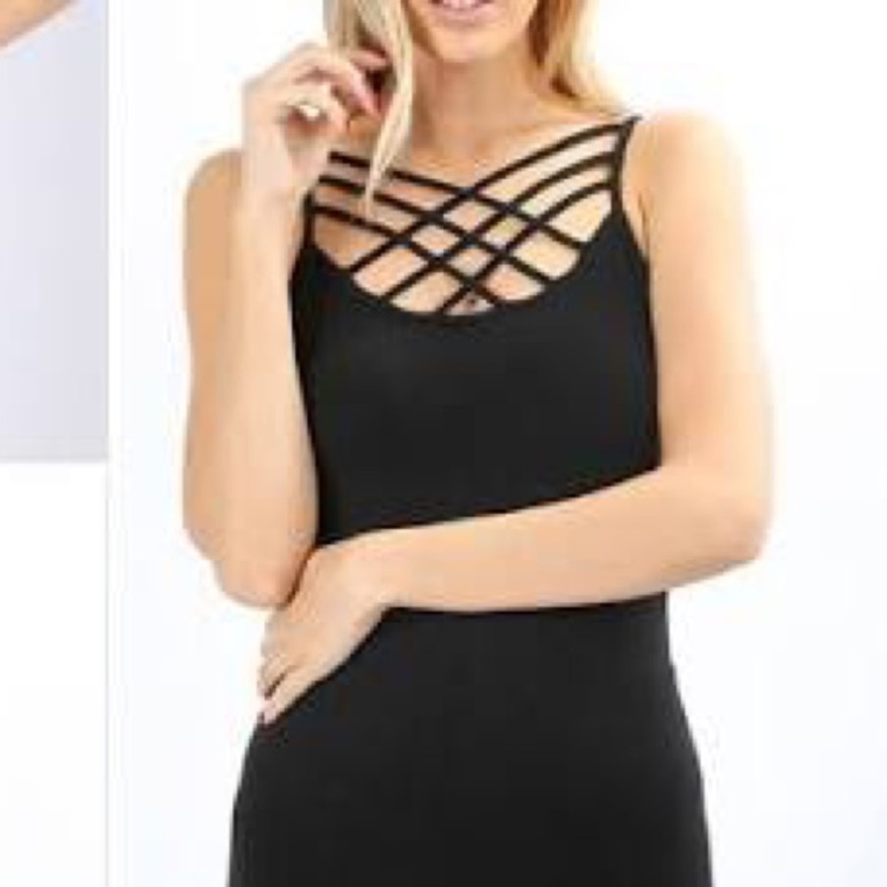 Zenana Outfitters Cage Tanks - Picture 4 of 4